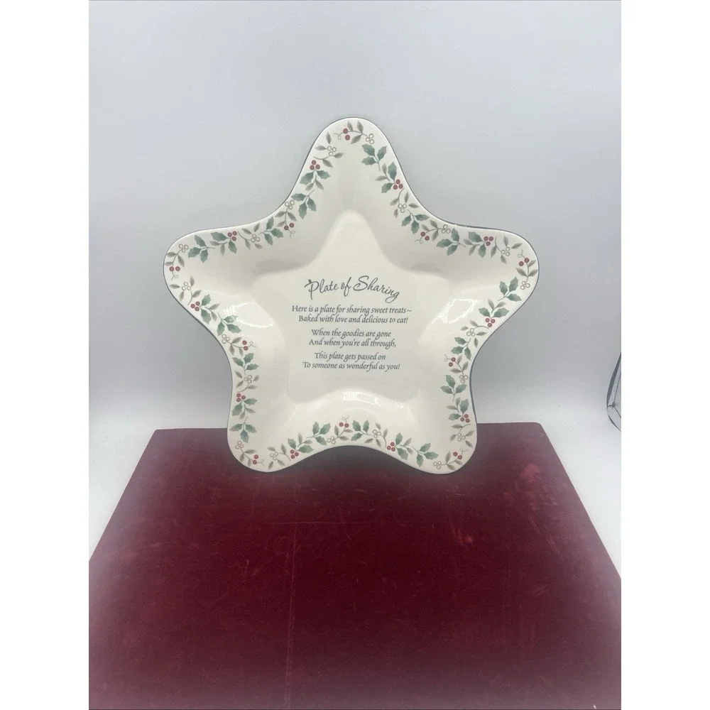 Pfaltzgraff Winterberry Star Shaped‎ Plate Of Sharing for Gifting with Treats